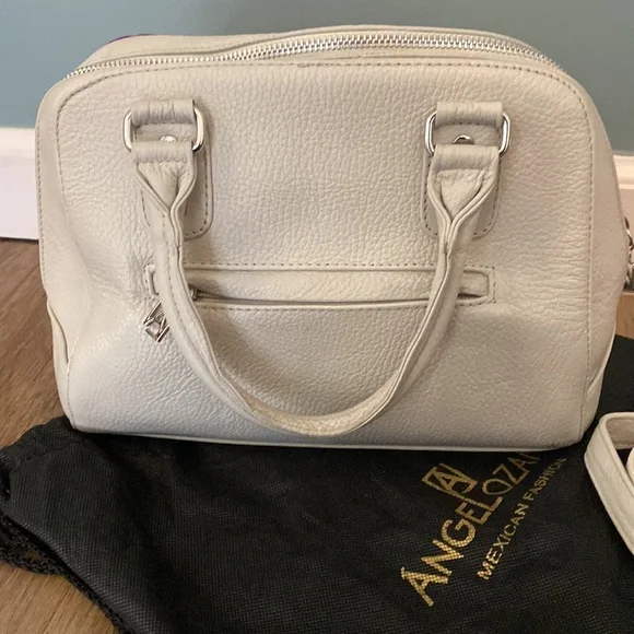 AngeLozano cream pebble leather colorful floral embroidered satchel bag. Boho - Picture 4 of 13